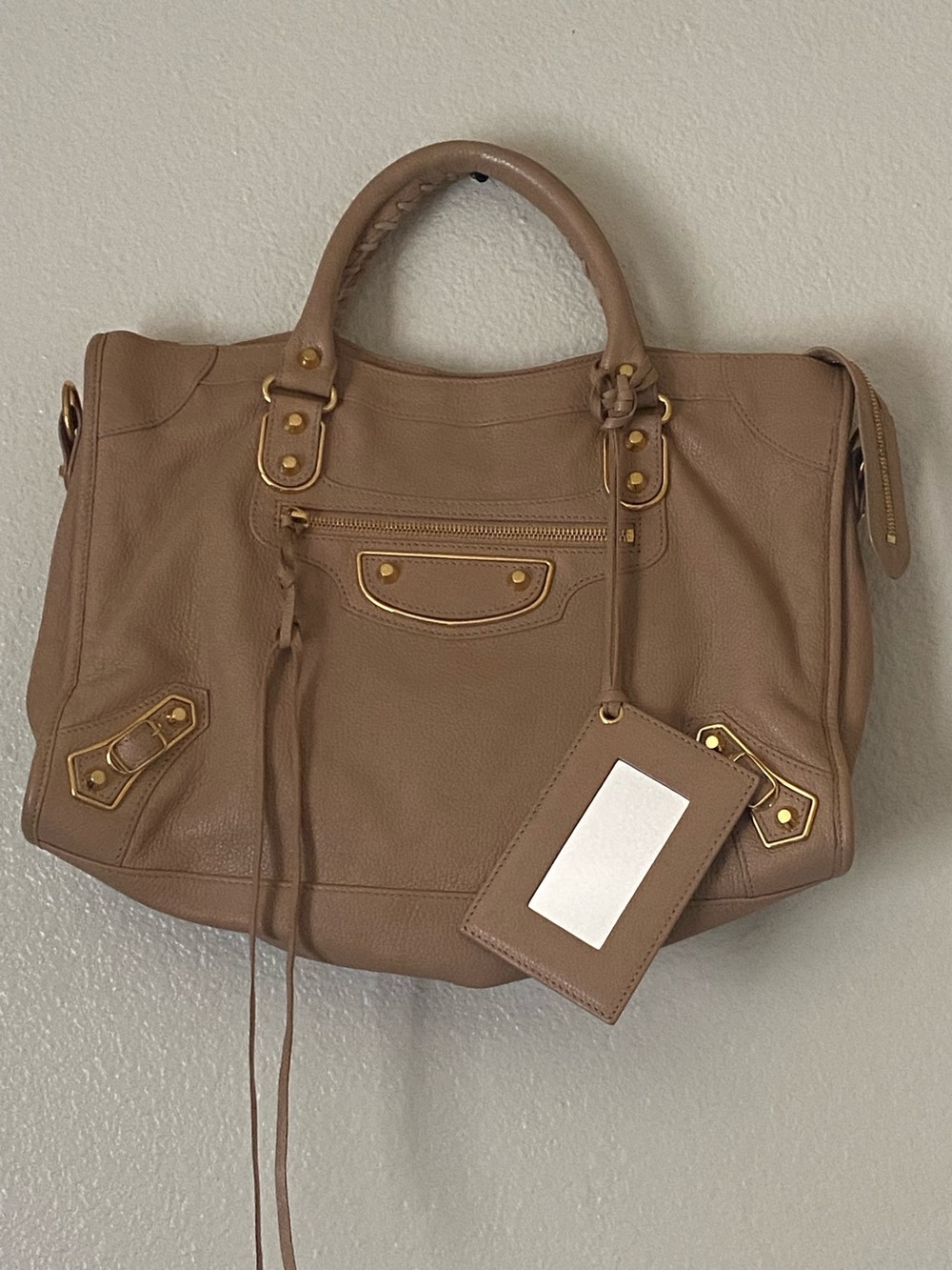 Balenciaga The City Bag Beige Shoulder Bag with Gold Hardware - Picture 2 of 16